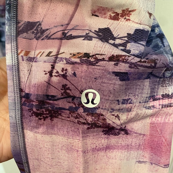 Lululemon Fast and Free - Picture 9 of 9